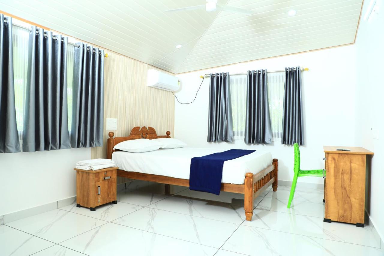 Bliss Homestay Munroe Island Mundrothuruth Eksteriør billede